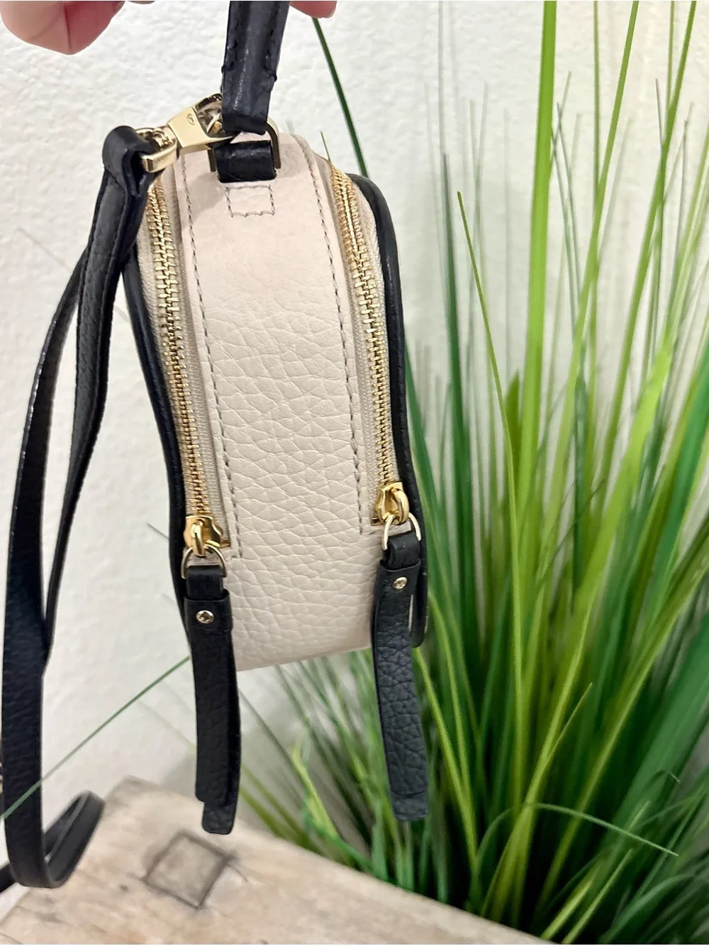 Kate Spade Cecil Court Bobi Mini Crossbody Bag